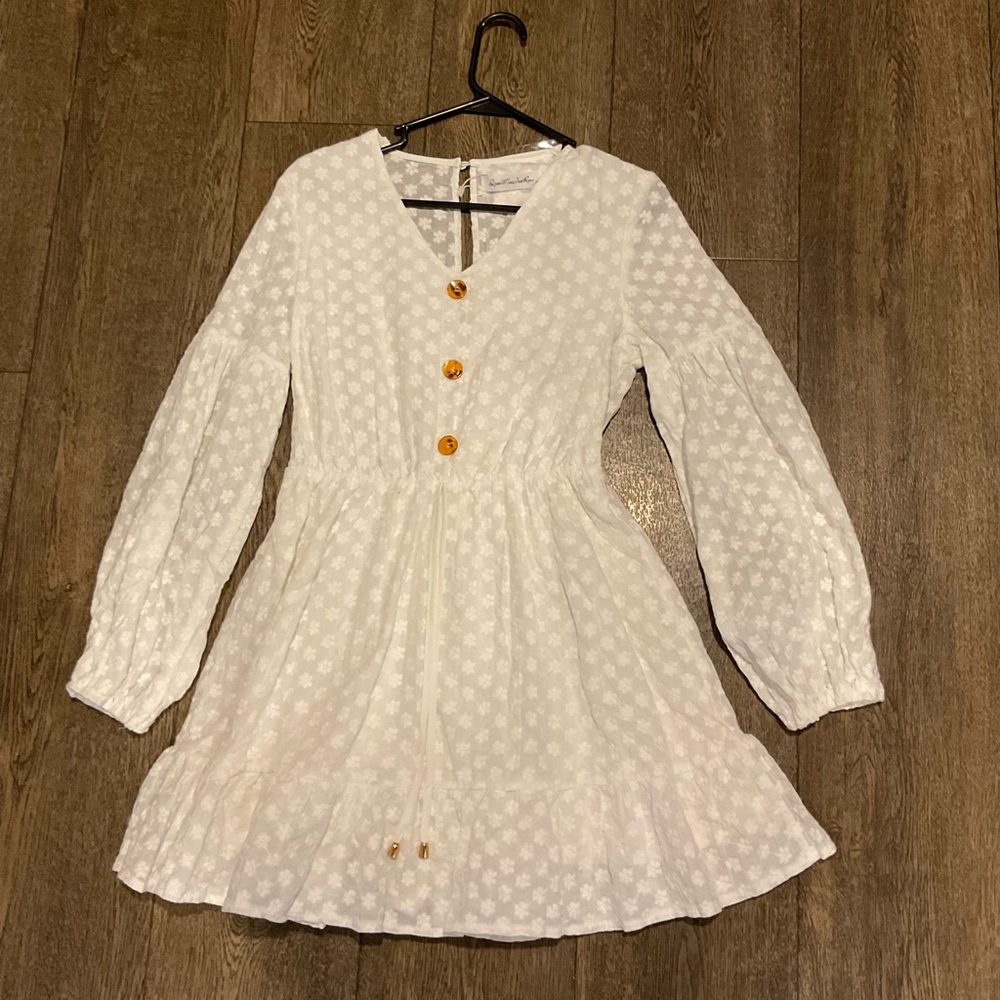 White Long Sleeve Sun Dress w/tags